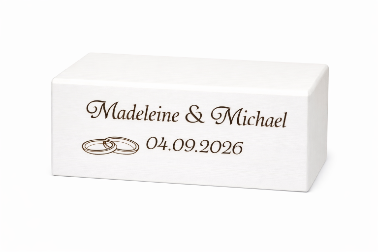 holzsockel hochzeit gravur namen datum ringe